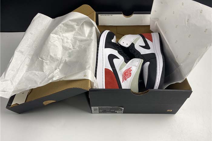 Air Jordan 1 Mid  852542-100