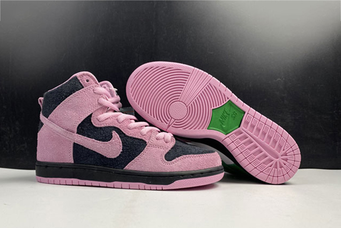 Nike Dunk SB Hi “Invert Celtics”  CU7349-001