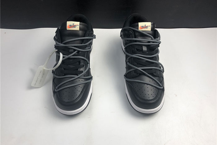 off-White SB Dunk CT0856-002