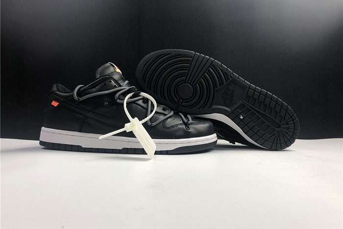 off-White SB Dunk CT0856-002