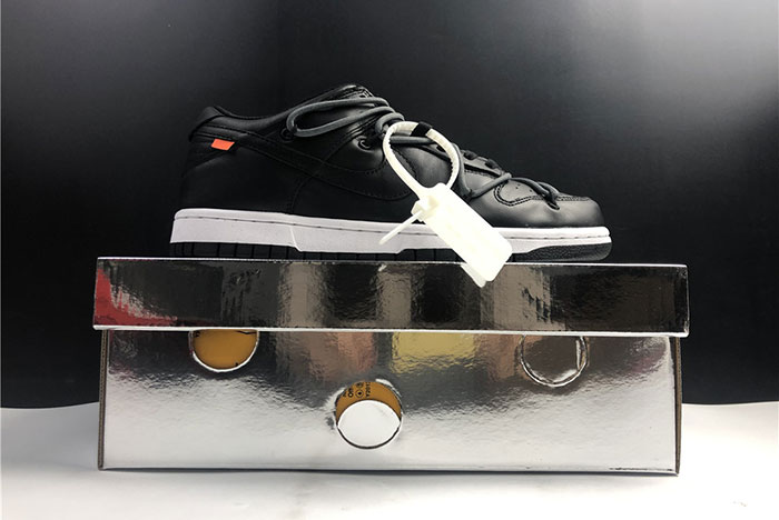 off-White SB Dunk CT0856-002
