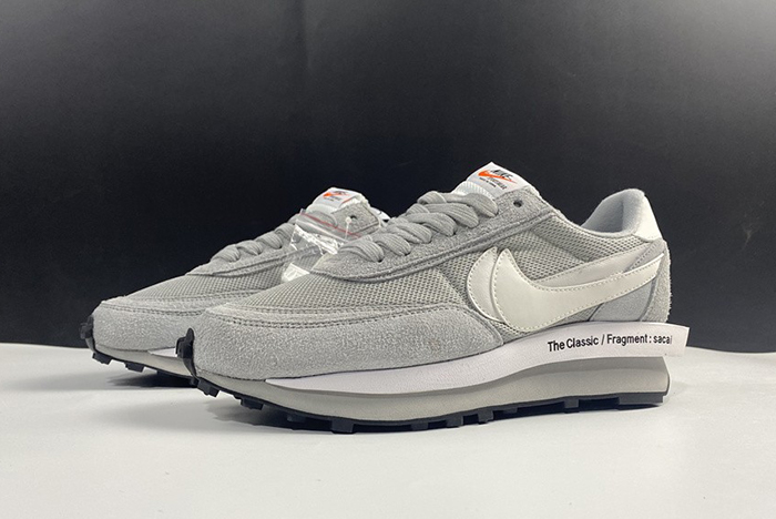 fragment x sacai x Nike LDWaffl  DH2684-001