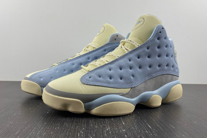 Air Jordan 13+SOLEFLY  DX5763-100