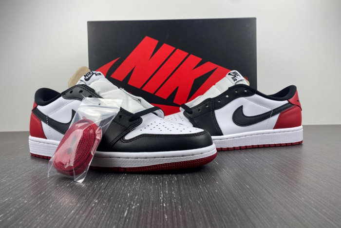 Air Jordan 1  Black Toe 555088-1251