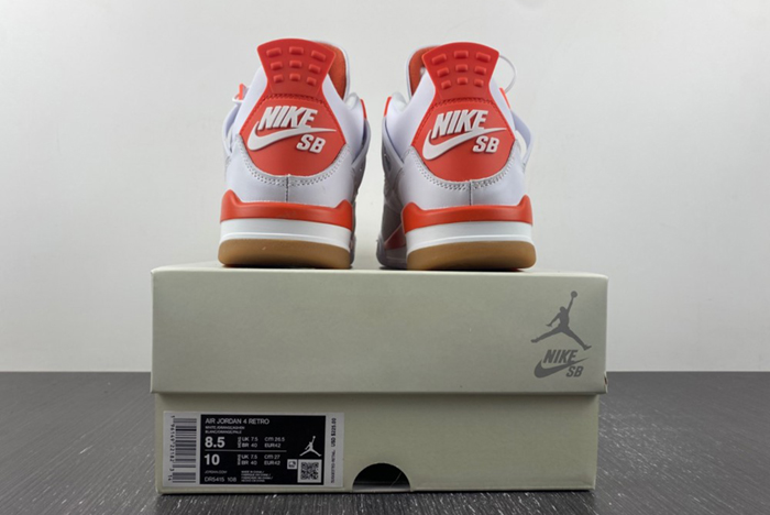 Nike SB x Air Jordan 4  DR5415-108