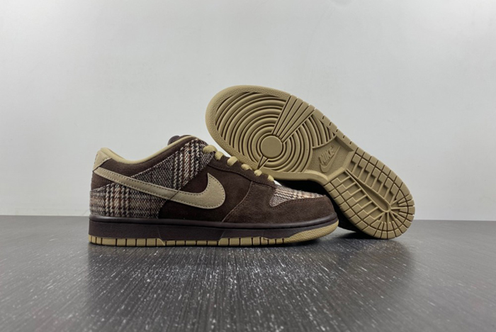NIKE SB DUNK LOW PRO