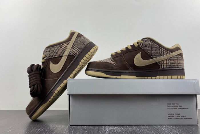 NIKE SB DUNK LOW PRO